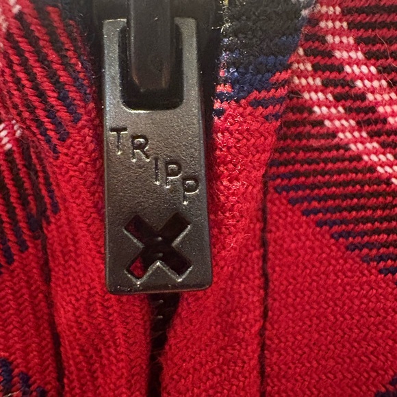 Tripp NYC Sz S Red Plaid Pleated Mini Skirt Y2K Punk Grunge Tartan Schoolgirl - Picture 12 of 12